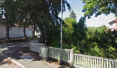 Tauchschule born to be deep