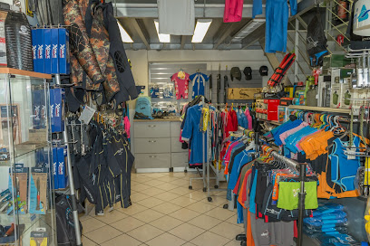 Extreme Divers - Athens Snorkeling, Scuba Diving Center. Certified Instructors, Shop, Accessories.