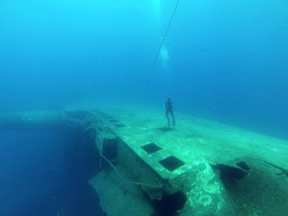 Paros diving / X-Ta-Sea Divers - PADI 5* IDC DIVE RESORT