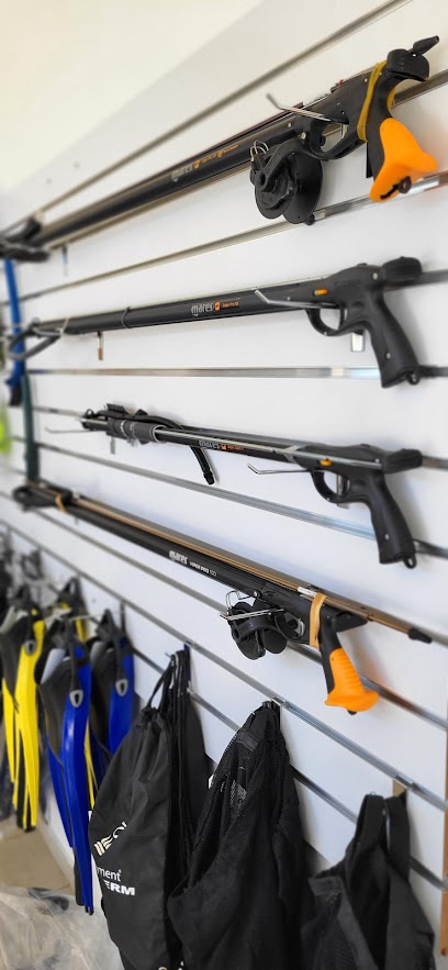 Dive Zone Nikiti - Scuba Diving & Snorkeling Store
