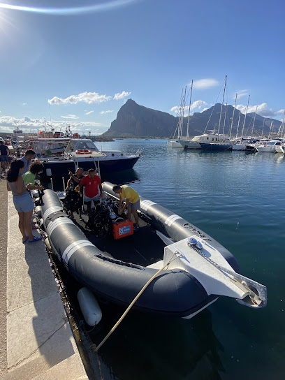 Nautisub Diving Center