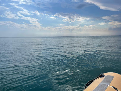 Isamar Diving Center