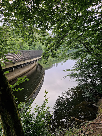 Lutschmillen, Liefrange
