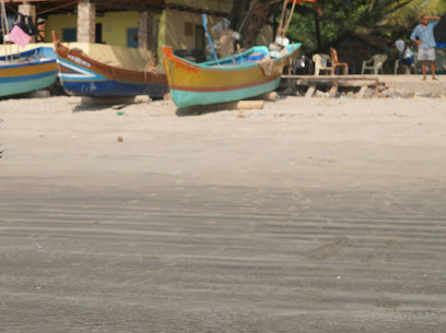 Devi Morjai scuba diving
