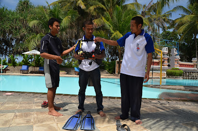 Dolphin Dive School Lombok