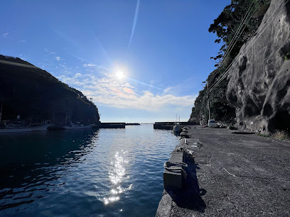 KDS Co., Ltd.Katsuura diving service training center.