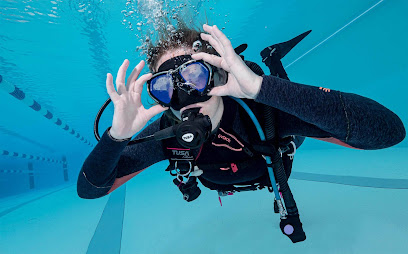 CJ Pierce SCUBA