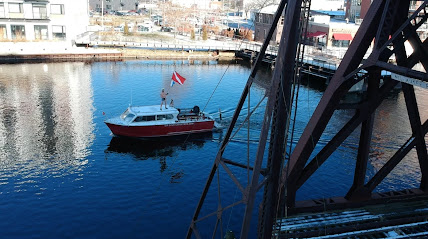 Double Action Dive Charters - Milwaukee