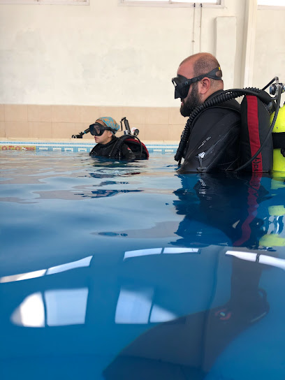GabysBuceo , cursos de buceo , operaciones de buceo, venta de equipos , Pileta Climatizada