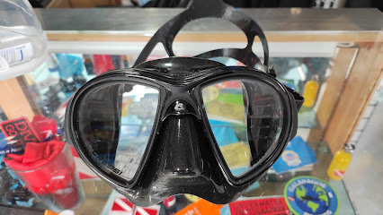 Deep Divers