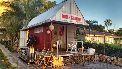 2 Océanos - Diver Station