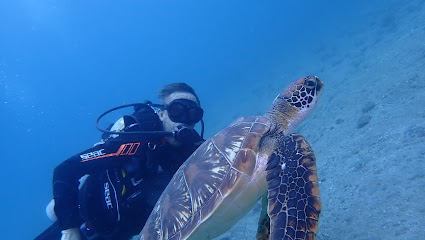 Mares Ecuador Resort de playa y buceo