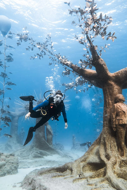 Aquanaut Diving School