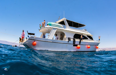 Sea Guard & Yasmena Boat