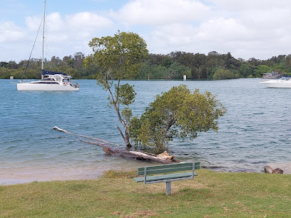 Tweed River Shore Dives