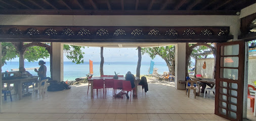 E & Z Diving Resort