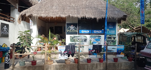 Pirates Diving Center